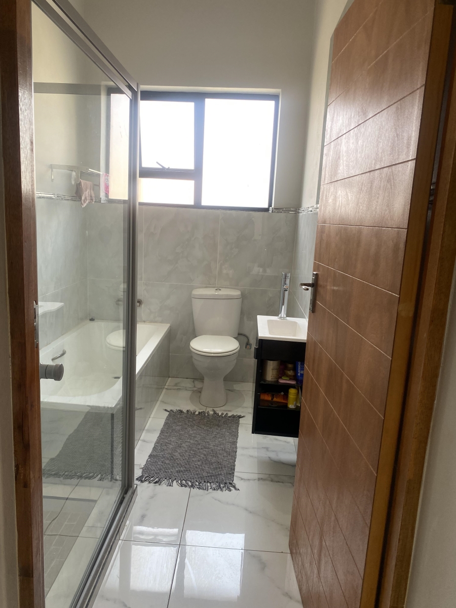 4 Bedroom Property for Sale in Xanadu Eco Park North West